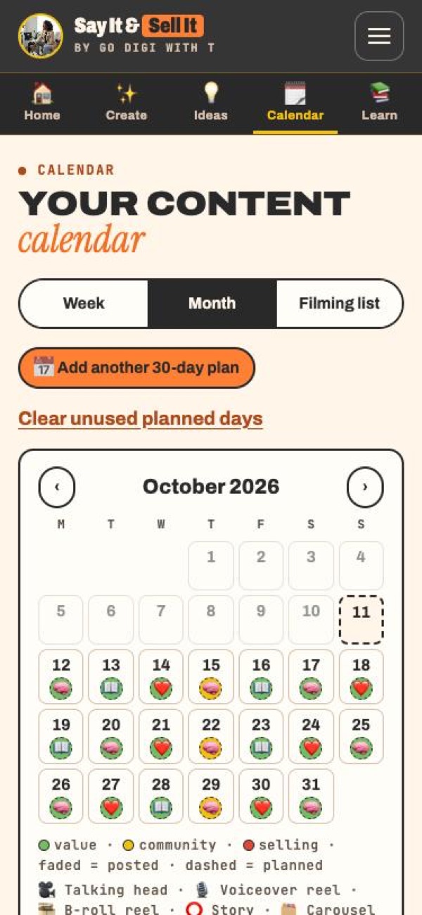 The app's content calendar with a 30-day plan